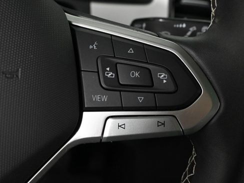 Certified 2023 Volkswagen Atlas SE w/ Panoramic Sunroof Package image 24