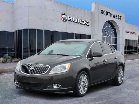 Used 2013 Buick Verano Leather image 2