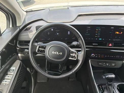 Used 2025 Kia Carnival SX Prestige FWD image 21
