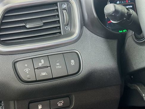 Used 2017 Kia Sorento SX AWD/4WD image 20