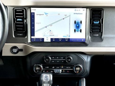 Used 2024 Ford Bronco Wildtrak AWD/4WD image 29