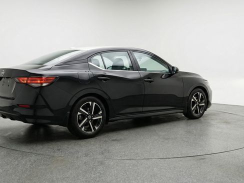 Used 2025 Nissan Sentra SV FWD image 9