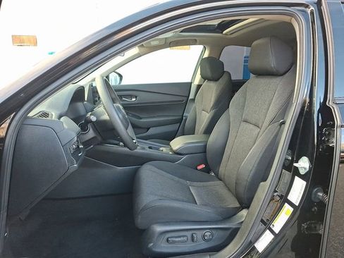 Used 2025 Honda Accord SE image 14