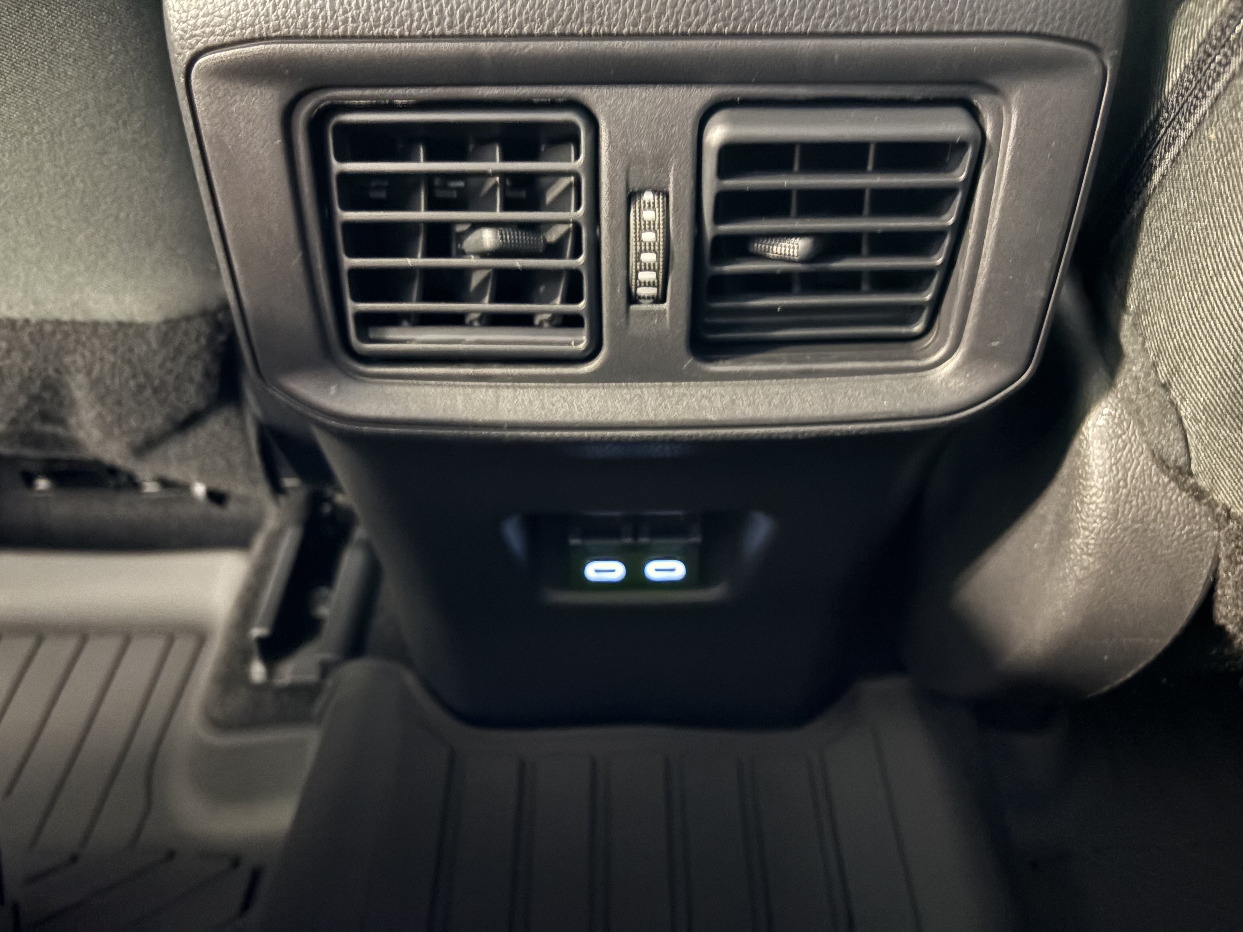 Certified 2025 Toyota RAV4 XLE FWD image 11