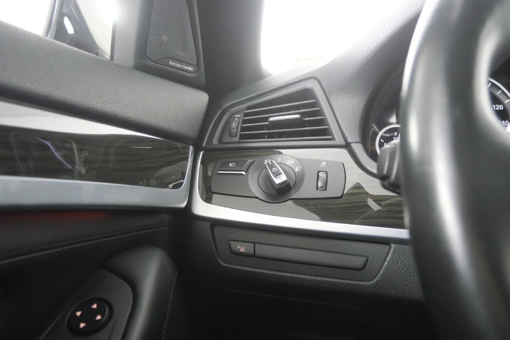 Used 2015 BMW 528i Sedan RWD image 22
