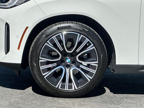 Certified 2025 BMW X3 xDrive30i w/ Premium Package AWD/4WD image 37