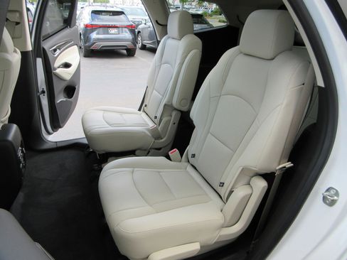 Used 2023 Buick Enclave Premium w/ Experience Buick Package AWD/4WD image 24