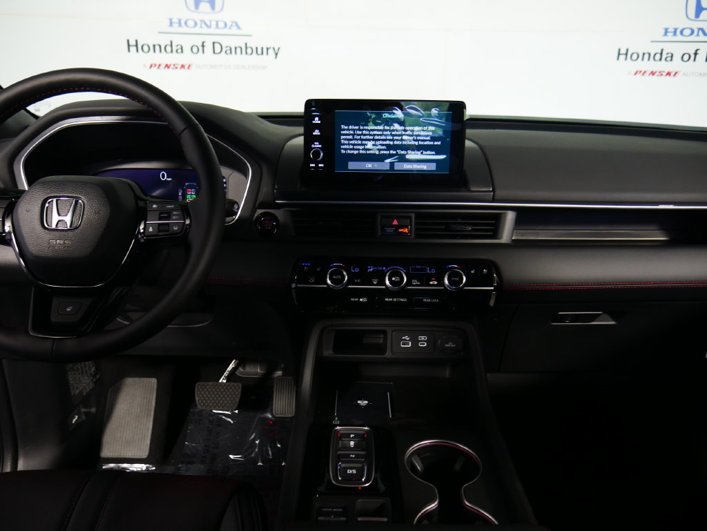 New 2026 Honda Pilot Black Edition image 17