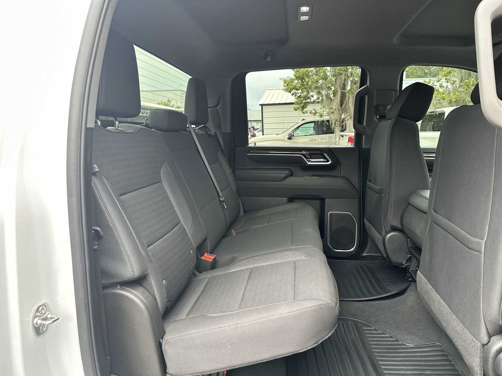 Certified 2025 Chevrolet Silverado 2500 LT w/ Convenience Package AWD/4WD image 18