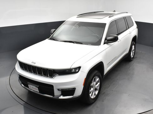 Used 2022 Jeep Grand Cherokee L Limited AWD/4WD image 6