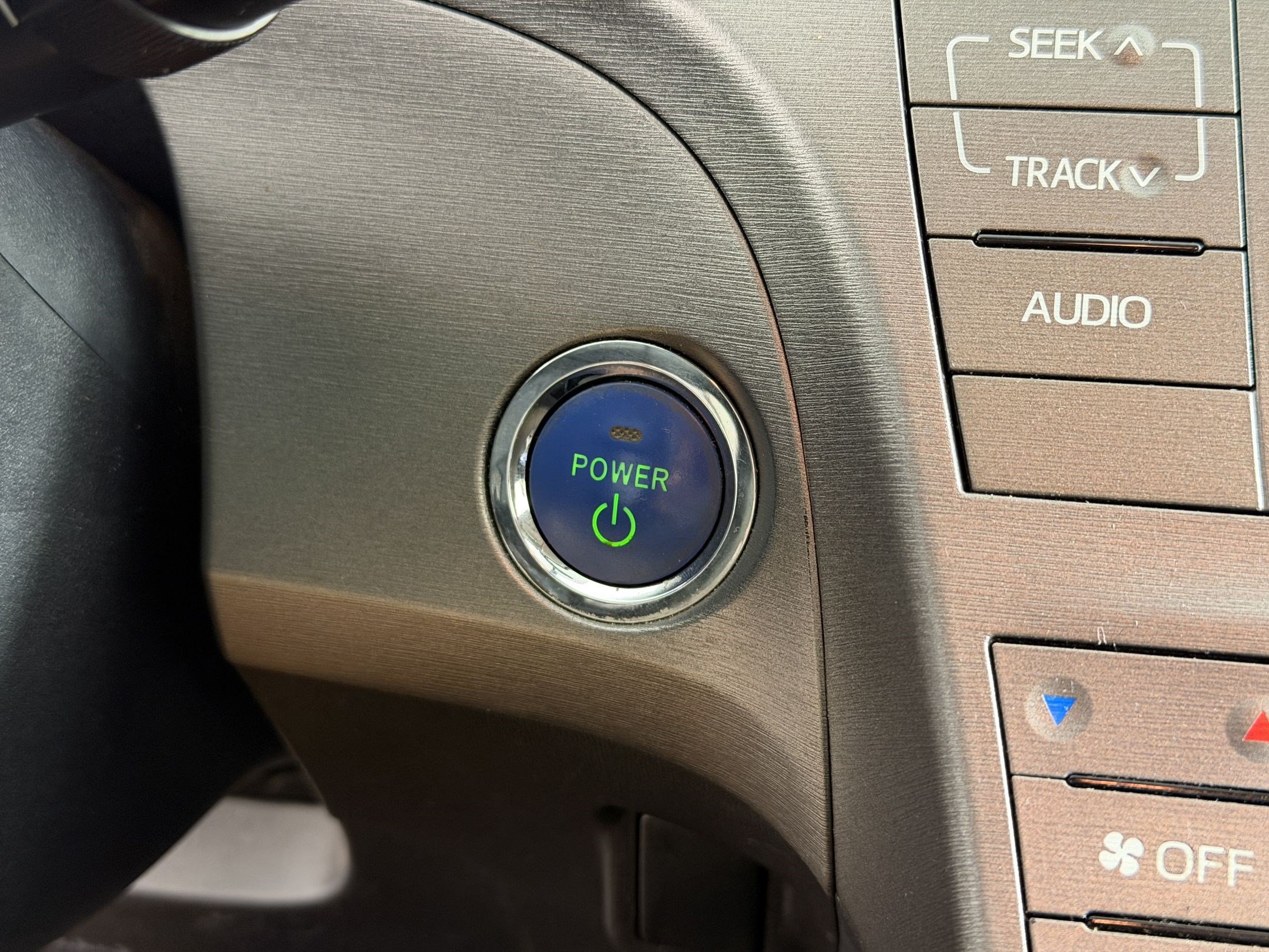 Used 2015 Toyota Prius Prime Plug-In Hybrid FWD image 17