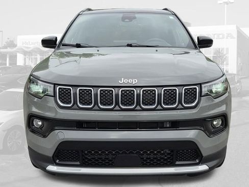 Used 2024 Jeep Compass Limited AWD/4WD image 5