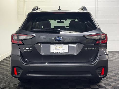 Used 2022 Subaru Outback Premium AWD/4WD image 6