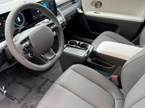 New 2026 Hyundai Ioniq 5 SEL image 8