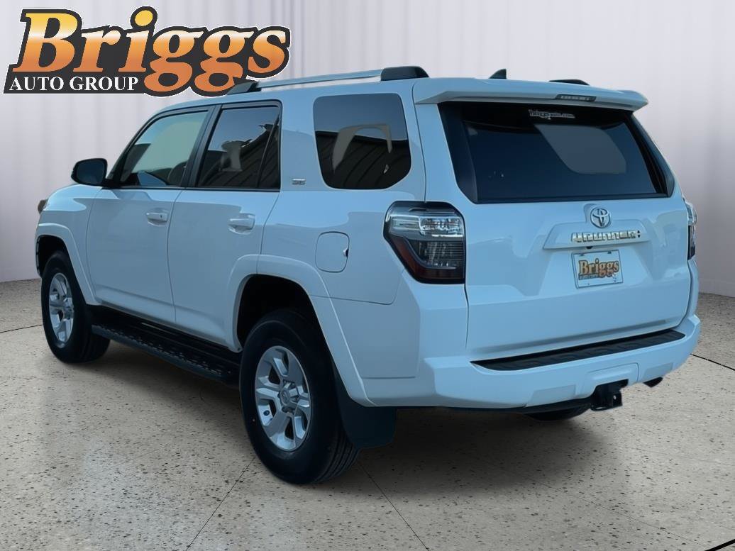 Used 2020 Toyota 4Runner SR5 Premium AWD/4WD image 3