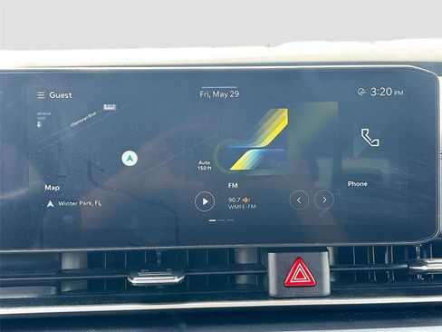 Used 2025 Kia Carnival FWD image 15