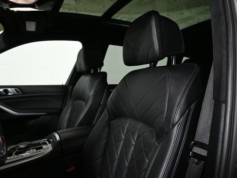 Certified 2024 BMW X7 xDrive40i w/ M Sport Package image 15