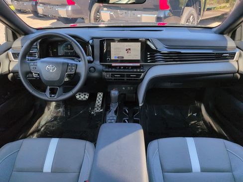 Used 2026 Toyota Camry SE w/ Convenience Package FWD image 14