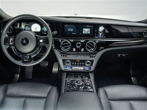 Used 2025 Rolls-Royce Ghost AWD/4WD image 24