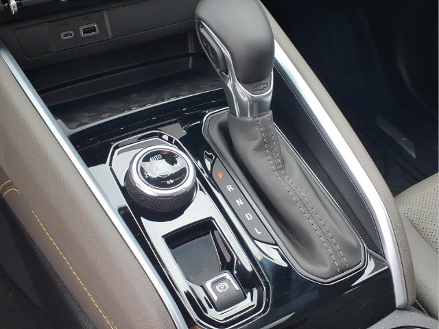 New 2026 Chevrolet Colorado ZR2 AWD/4WD image 9