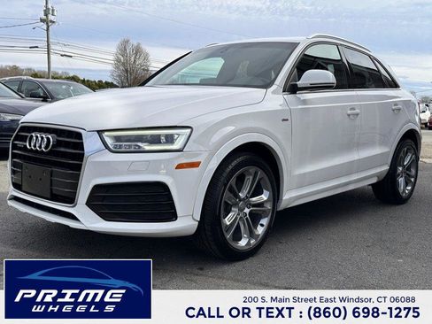 Used 2017 Audi Q3 2.0T Prestige w/ Prestige Package image 3