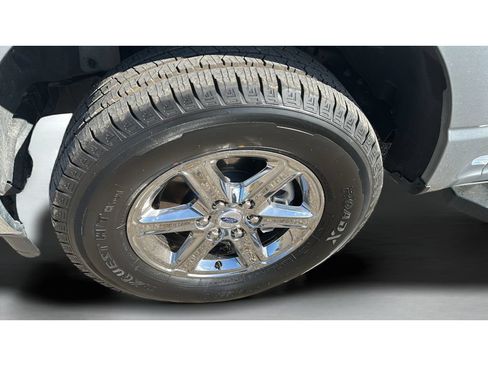 Used 2025 Ford F150 XLT w/ Equipment Group 301A Standard AWD/4WD image 21