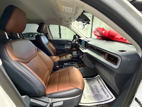 Used 2023 Ford Maverick Lariat w/ Lariat Luxury Package FWD image 44