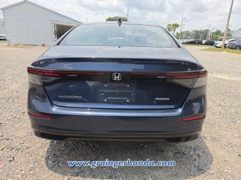 Used 2024 Honda Accord EX-L image 9