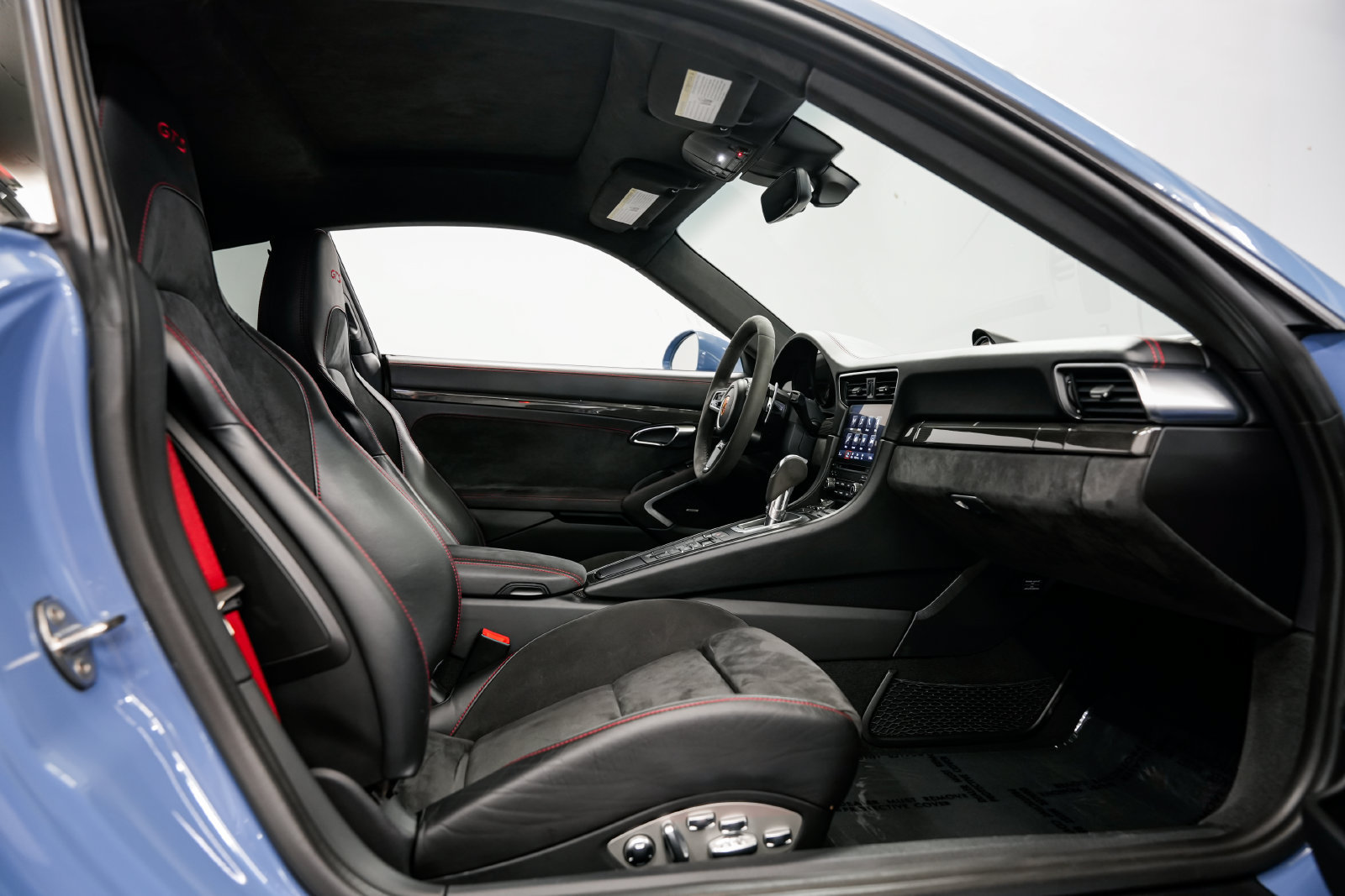 Used 2019 Porsche 911 Carrera 4 GTS AWD/4WD image 30