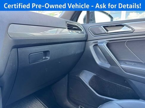Used 2024 Volkswagen Tiguan SE R-Line AWD/4WD image 16
