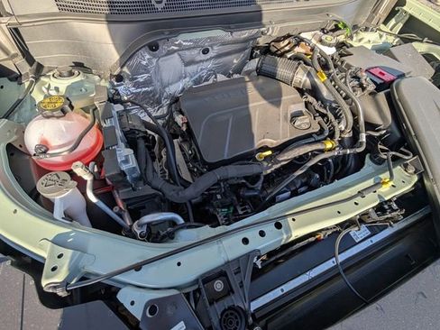 Used 2025 Chevrolet Trax ACTIV w/ Driver Confidence Package FWD image 16