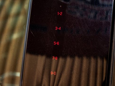 Used 2021 Ford Expedition XLT image 11