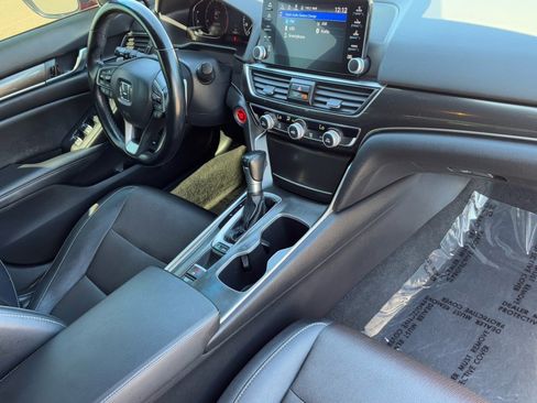 Used 2020 Honda Accord Sport image 9
