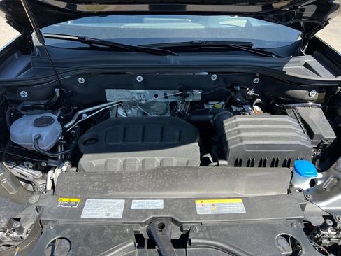 Used 2026 Volkswagen Atlas Cross Sport SEL R-Line AWD/4WD image 12