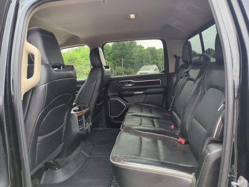 Used 2021 RAM 1500 Laramie AWD/4WD image 19
