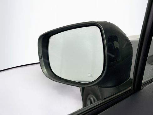 Used 2023 Subaru Crosstrek 2.5i Sport image 16