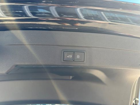 Used 2025 Audi A5 2.0T Premium w/ Convenience Package image 19