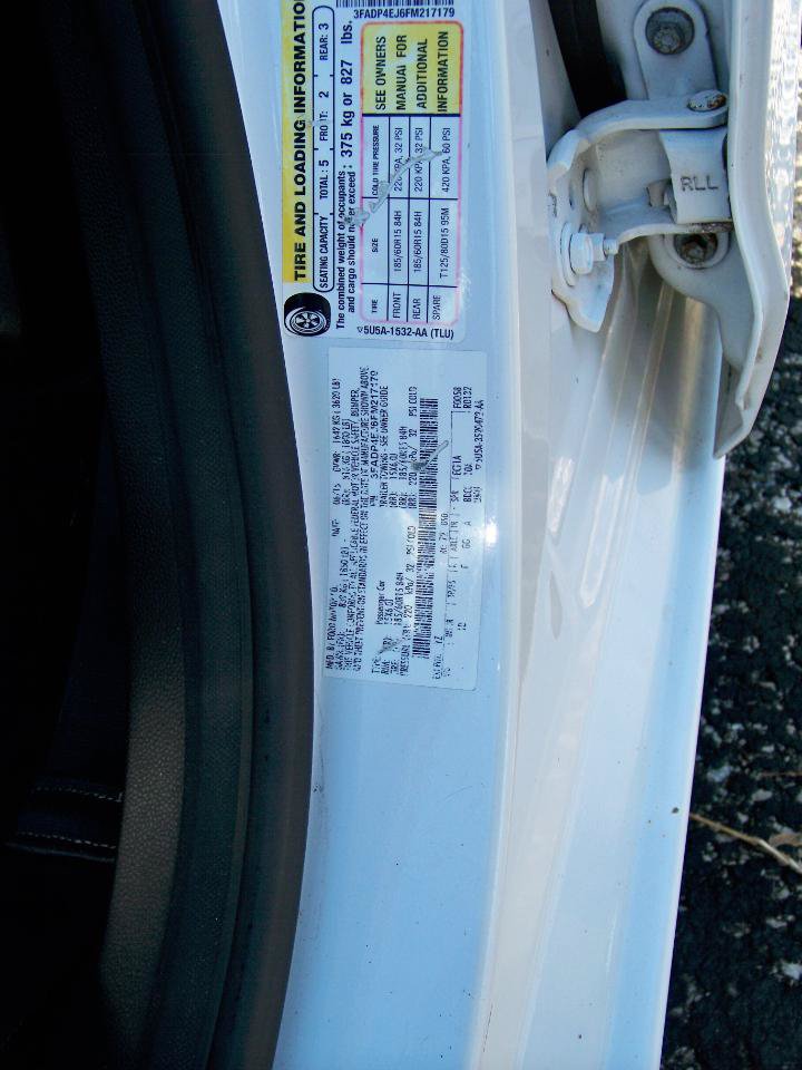 Used 2015 Ford Fiesta SE FWD image 35