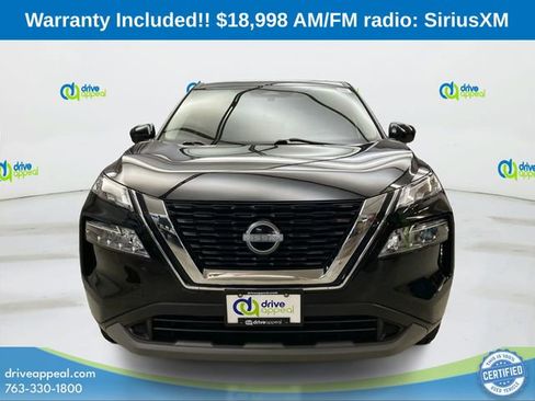 Used 2023 Nissan Rogue SV image 2