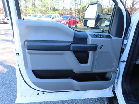 Used 2022 Ford F350 XL w/ STX Appearance Package image 18