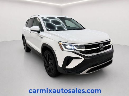 Used 2023 Volkswagen Taos SEL AWD/4WD image 1