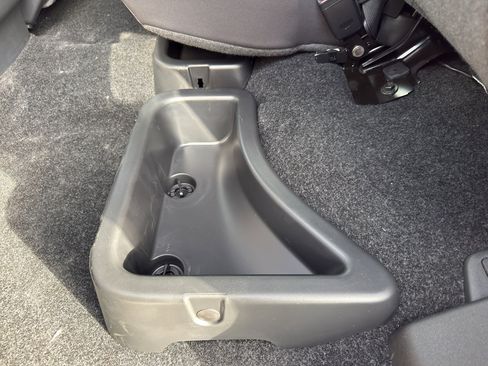 New 2026 Nissan Frontier SV AWD/4WD image 34