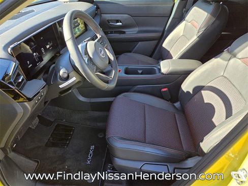 New 2025 Nissan Kicks SR w/ SR Premium Package image 6
