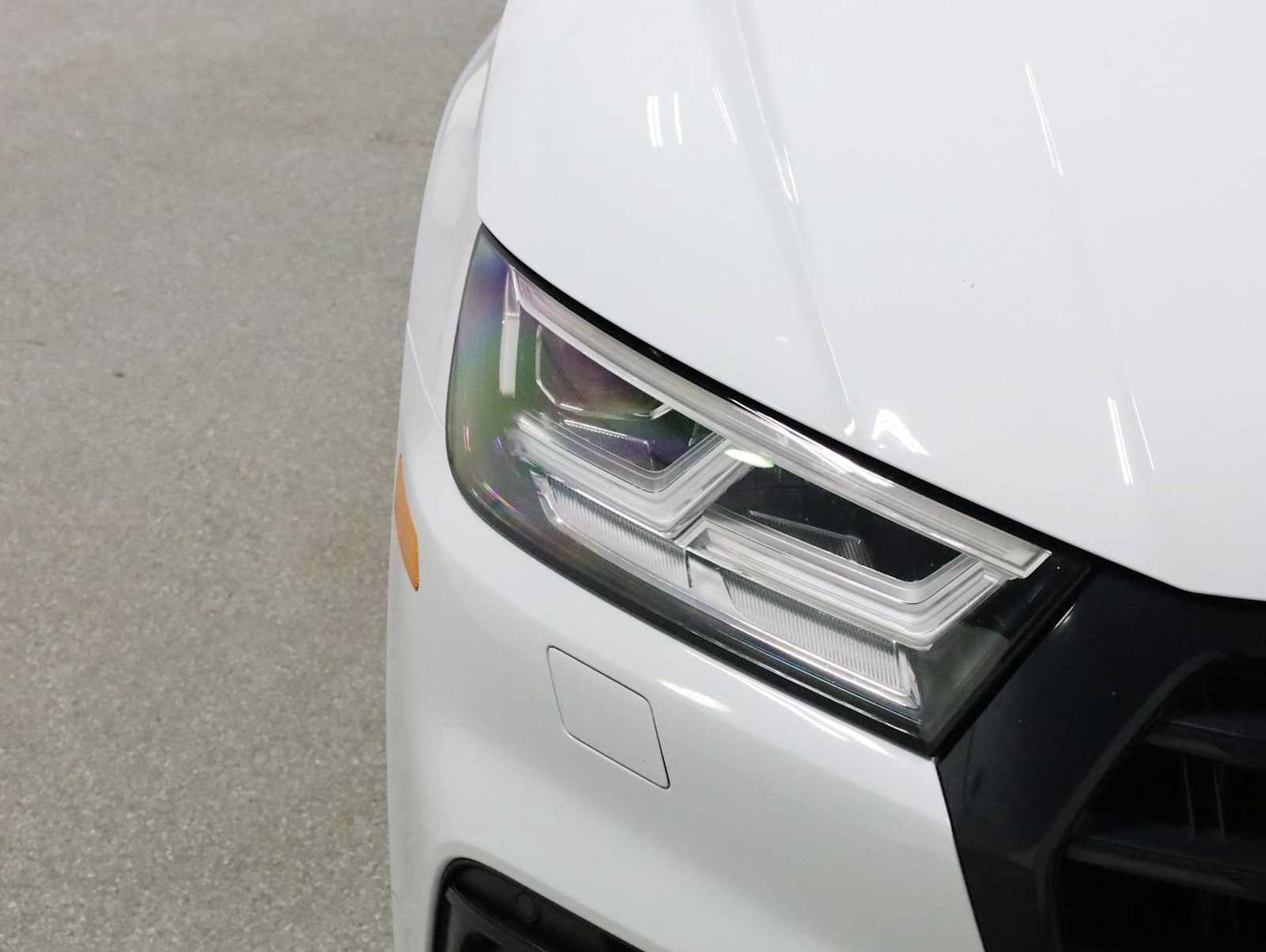 Used 2020 Audi SQ5 Premium Plus w/ Premium Plus Package AWD/4WD image 15
