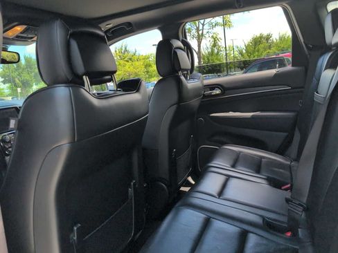 Used 2020 Jeep Grand Cherokee High Altitude AWD/4WD image 18