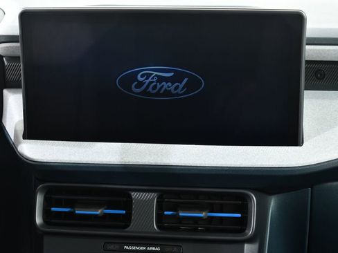 New 2026 Ford Maverick XLT w/ XLT Luxury Package AWD/4WD image 9