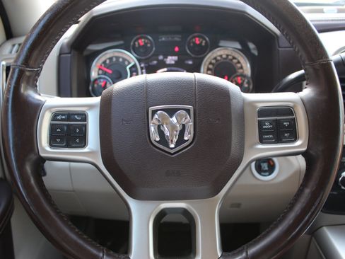 Used 2016 RAM 3500 Laramie image 25