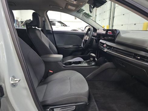 Used 2025 Kia K4 LXS image 6