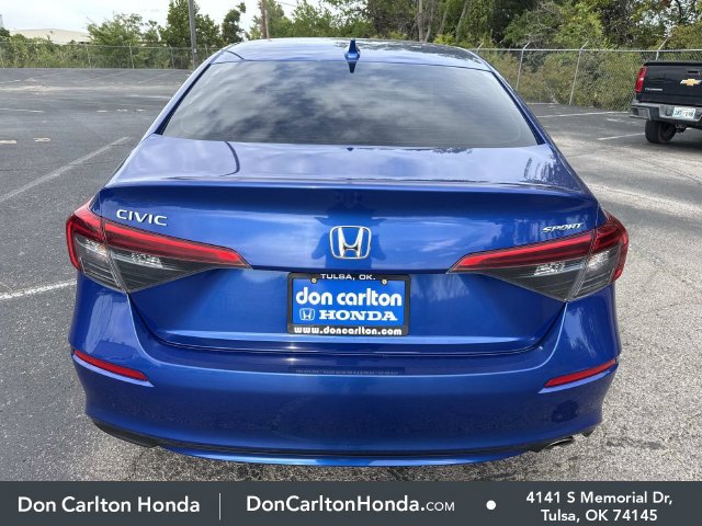 Used 2023 Honda Civic Sport image 5
