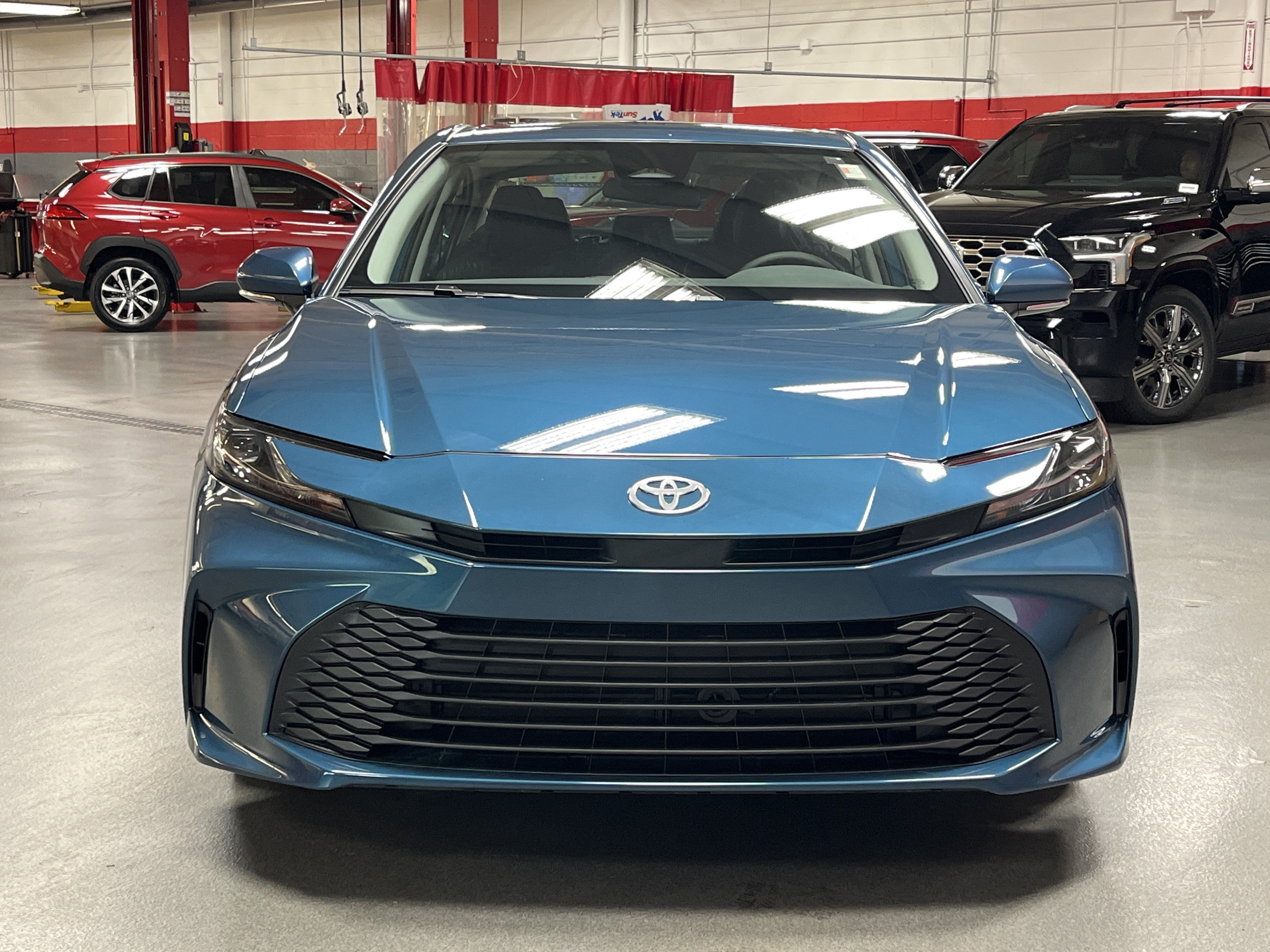 Used 2026 Toyota Camry LE FWD image 3